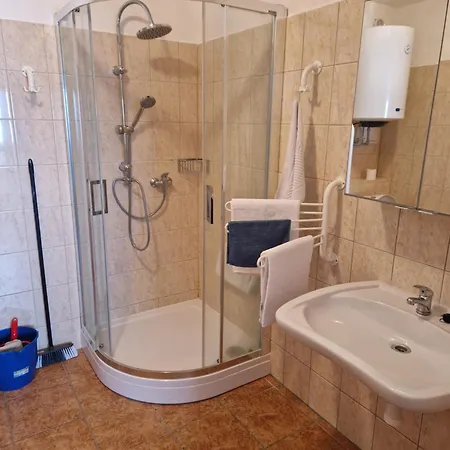 Dřevařská - Apartamento